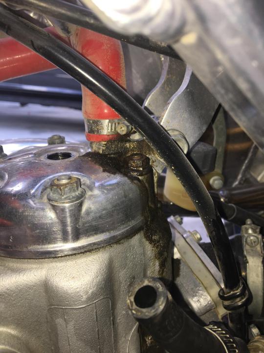 Leaking coolant from head bolts Honda 2 Stroke ThumperTalk