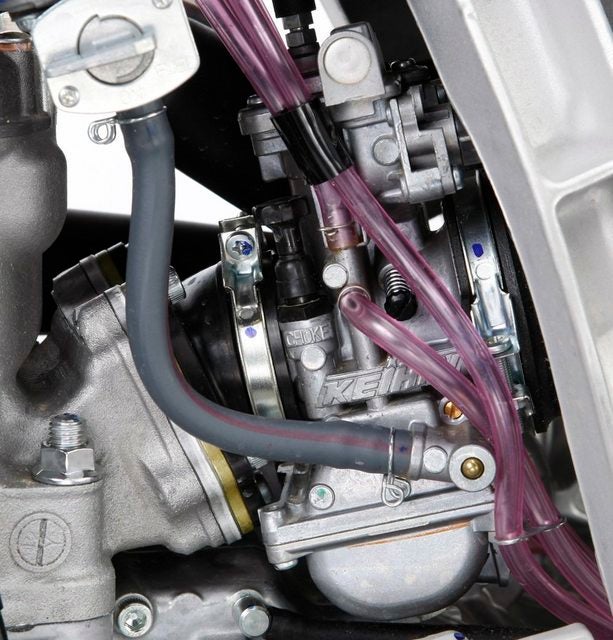 yz250 fuel line