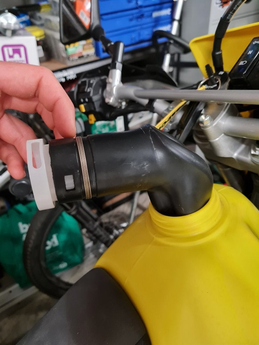 2023 DRZ400E reduced fuel capacity? DRZ400/E/S/SM ThumperTalk