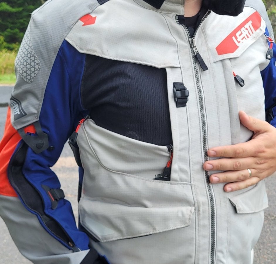 dual-sport-features.thumb.jpg.9104f282feae2857168a036d81e53373.jpg